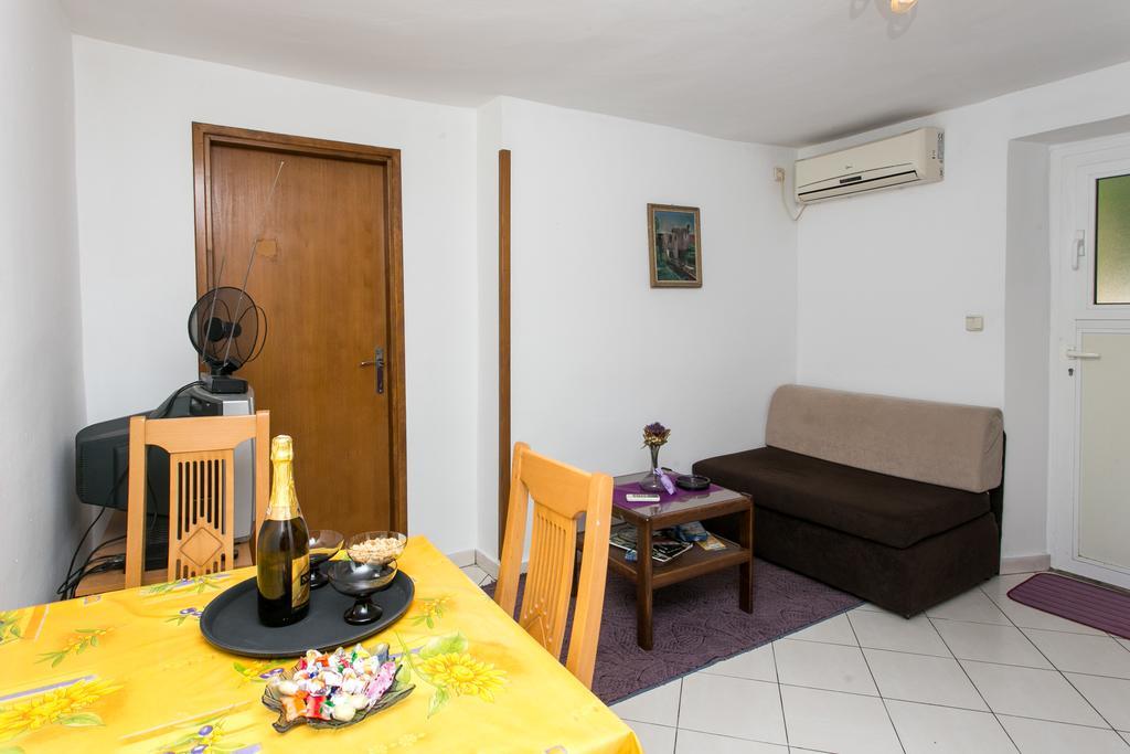 Hrvoje Place Apartments ドゥブロブニク エクステリア 写真