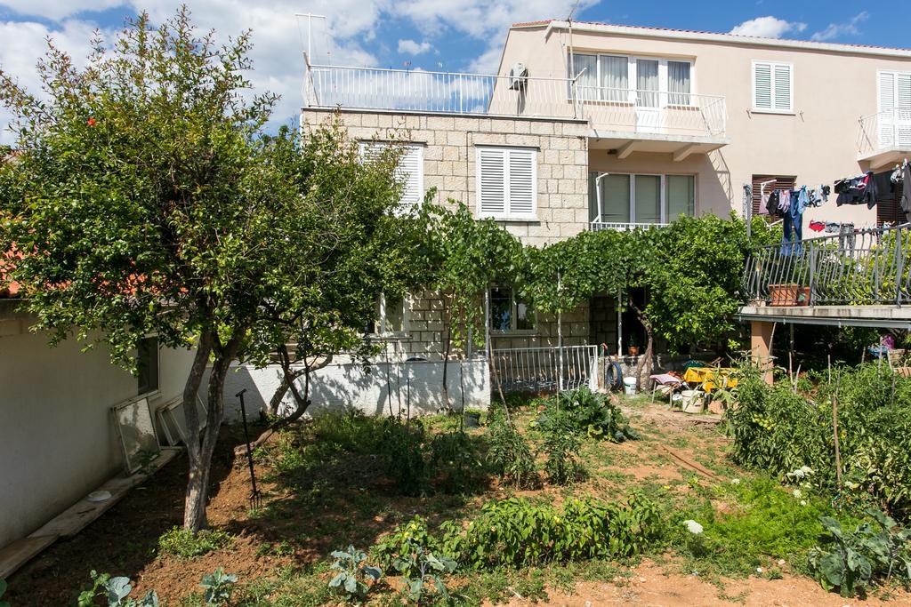Hrvoje Place Apartments ドゥブロブニク エクステリア 写真